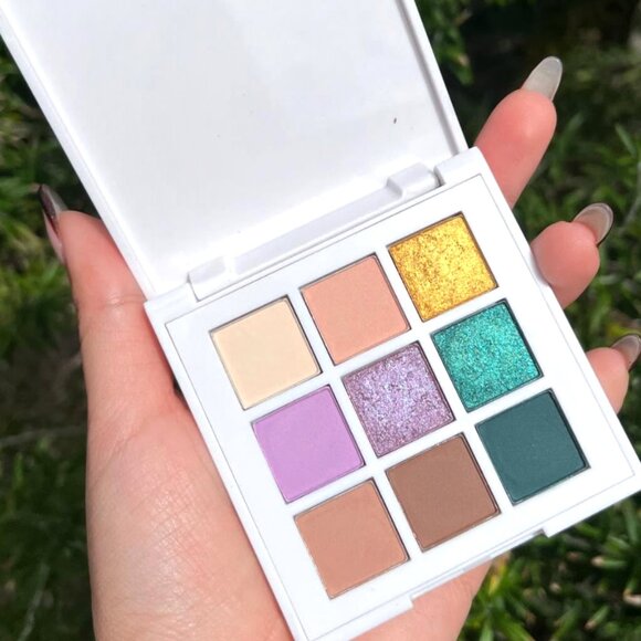 Brand New in Box Just Ximena You & Me in Miami Eyeshadow - Picture 2 of 5